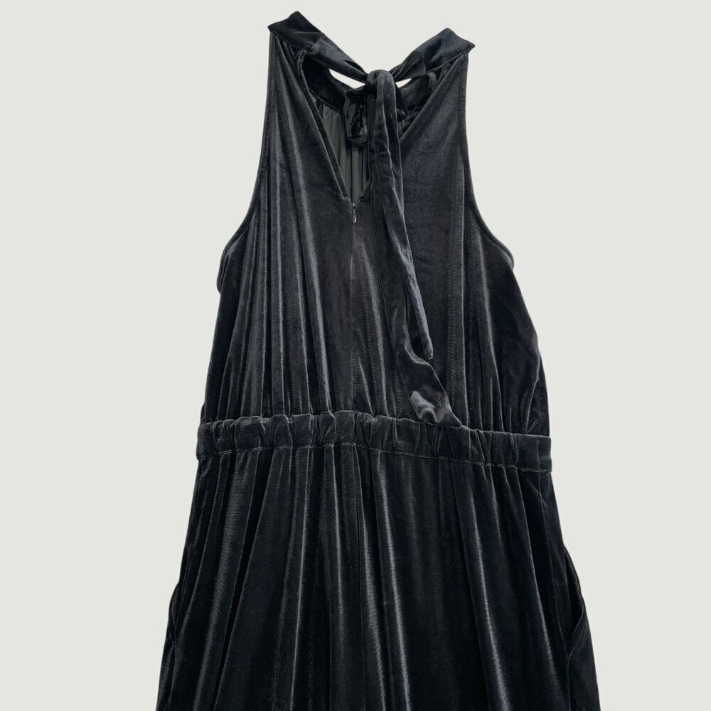 NEW  Women's M Jumpsuit Velvet Sleeveless Halter High neck Black A new day h1175 - Picture 4 of 9